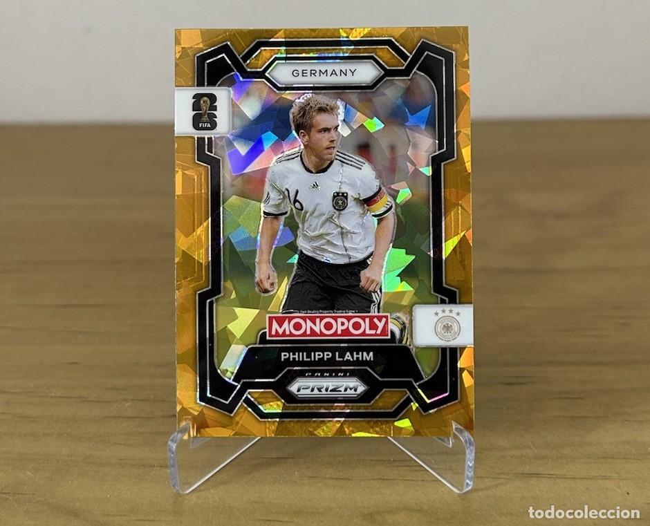 Cromos de Futebol: Philipp Lahm Gold Cracked Ice &ndash; Panini Prizm Monopoly FIFA World Cup 2026