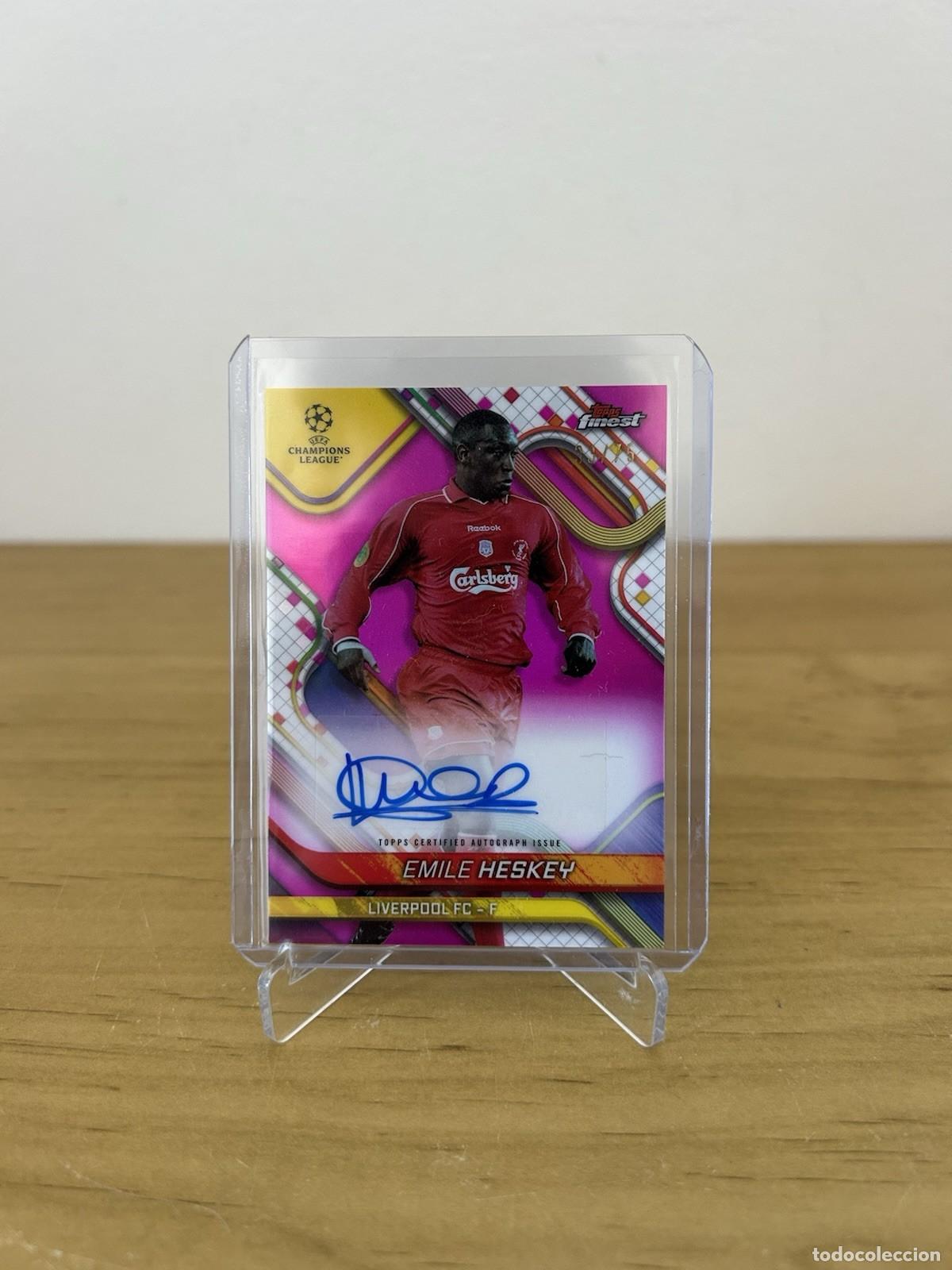 Cromos de f&uacute;tbol: Emile Heskey Aut&oacute;grafo Magenta Wave /75 &ndash; Topps Finest UEFA 2024-25