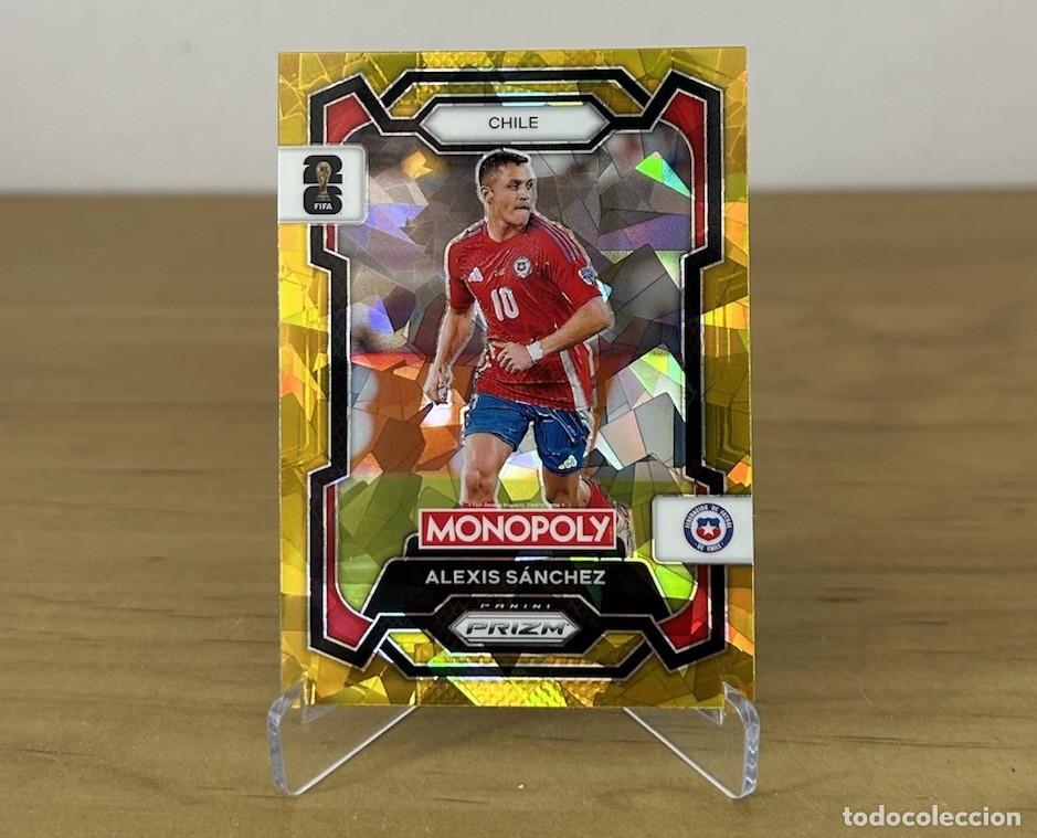 Cromos de Futebol: Alexis S&aacute;nchez Gold Cracked Ice &ndash; Panini Prizm Monopoly FIFA World Cup 2026