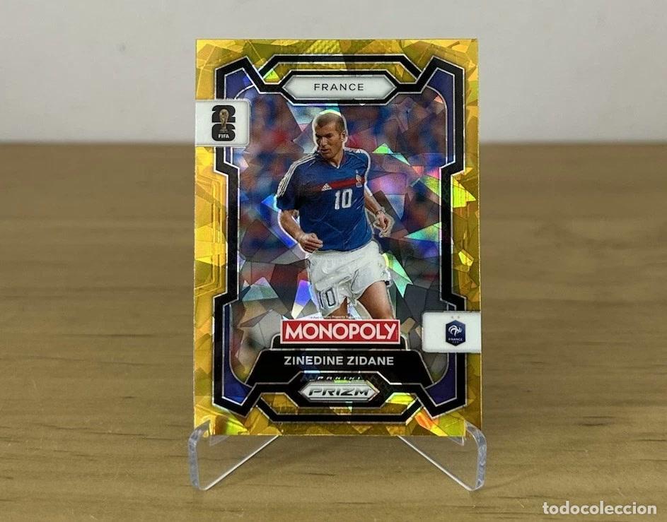 Fu&szlig;ball-Sticker: Zinedine Zidane Gold Cracked Ice &ndash; Panini Prizm Monopoly FIFA World Cup 2026