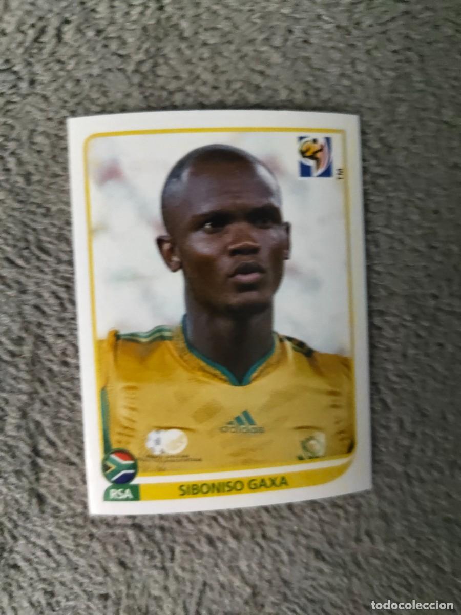 Cartes &agrave; collectionner de Football: 33 PANINI MUNDIAL 2010 WORLD CUP SIBONISO GAXA SUD&Aacute;FRICA CROMO 10 SUD&Aacute;FRICA NUEVO AAN