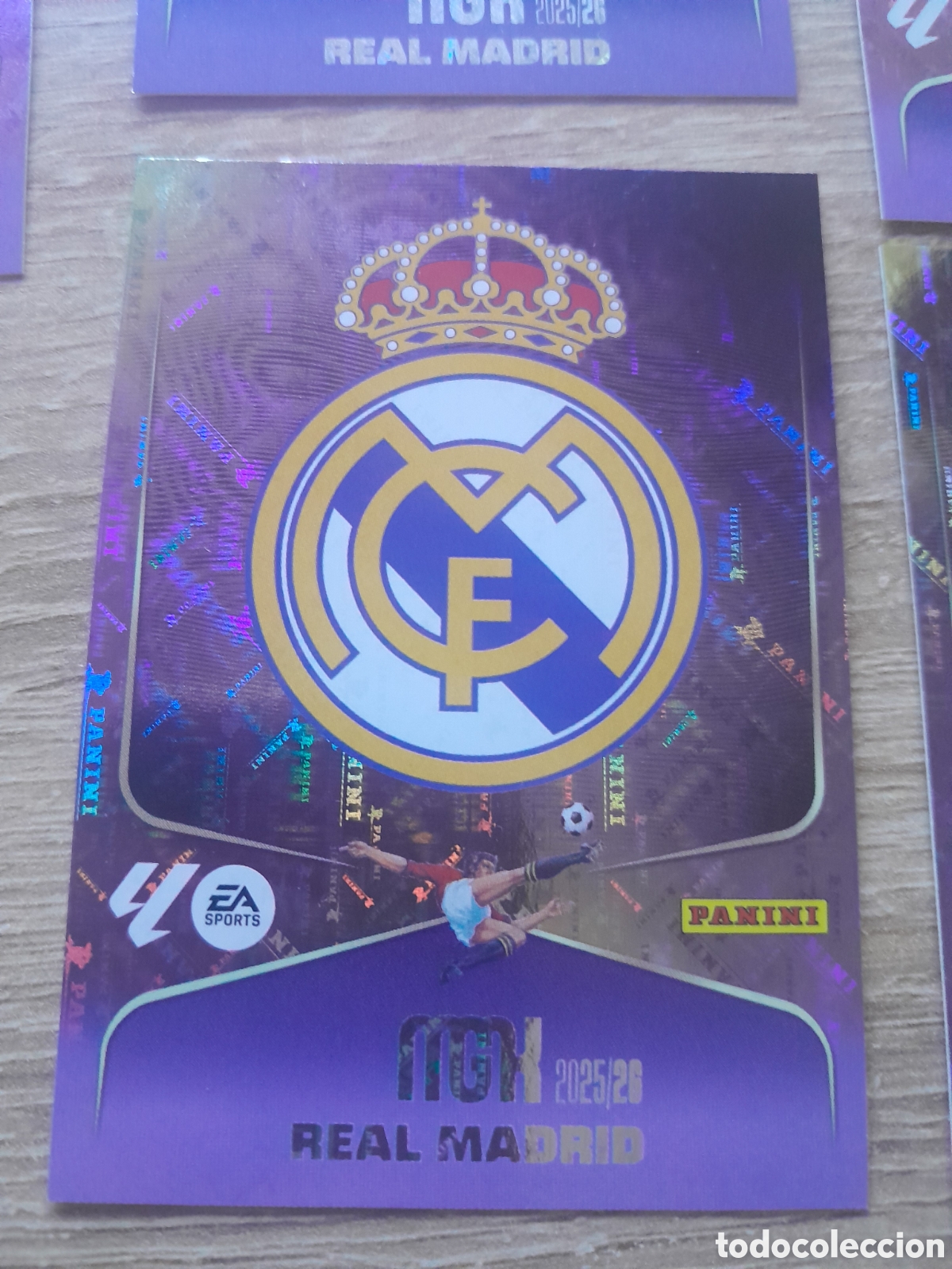 Fu&szlig;ball-Sticker: n&ordm; 217 escudo real madrid megacracks 2025 2026