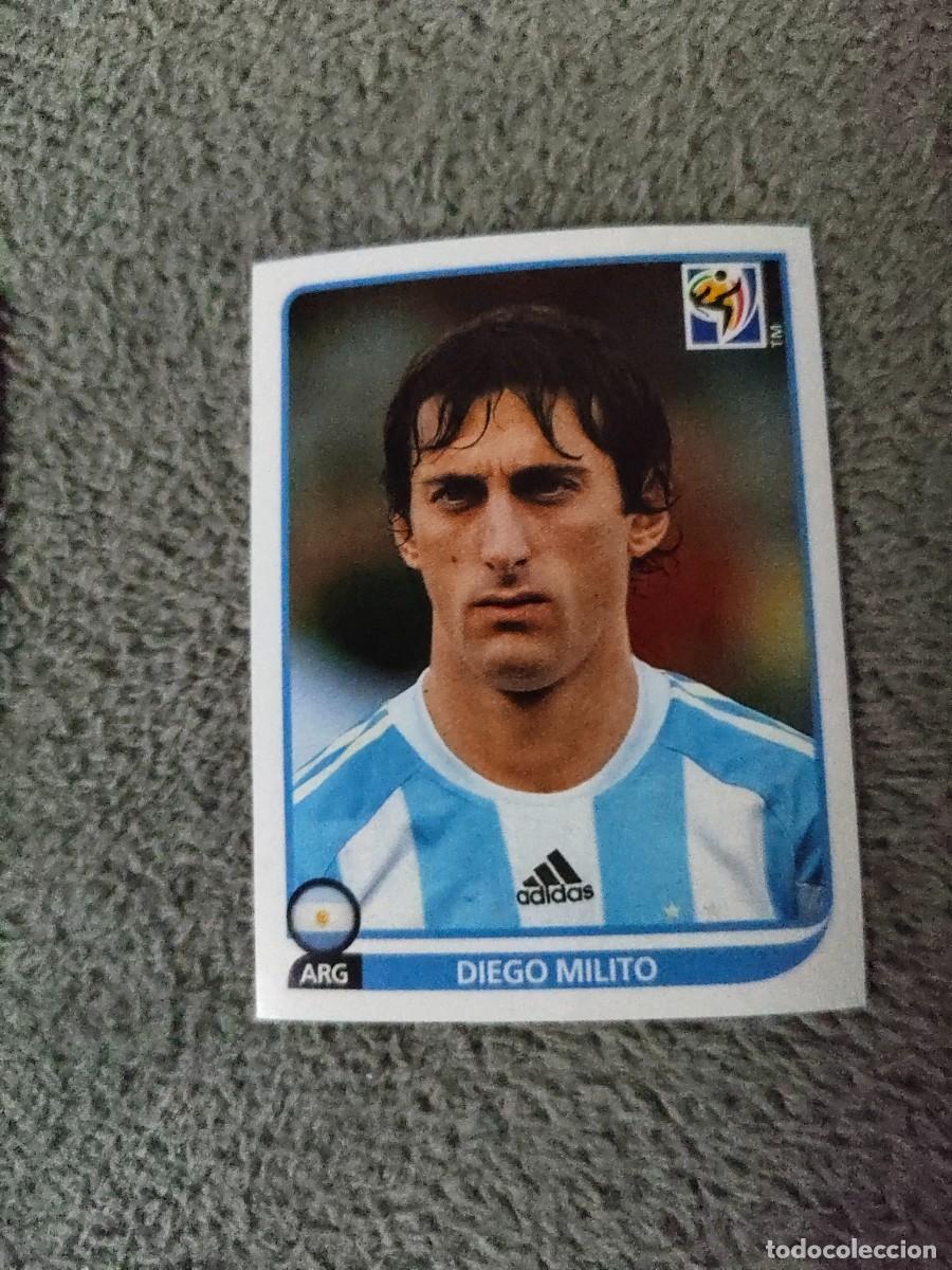 Cromos de f&uacute;tbol: 123 PANINI MUNDIAL 2010 WORLD CUP DIEGO MILITO ARGENTINA CROMO 10 SUD&Aacute;FRICA NUEVO AAN