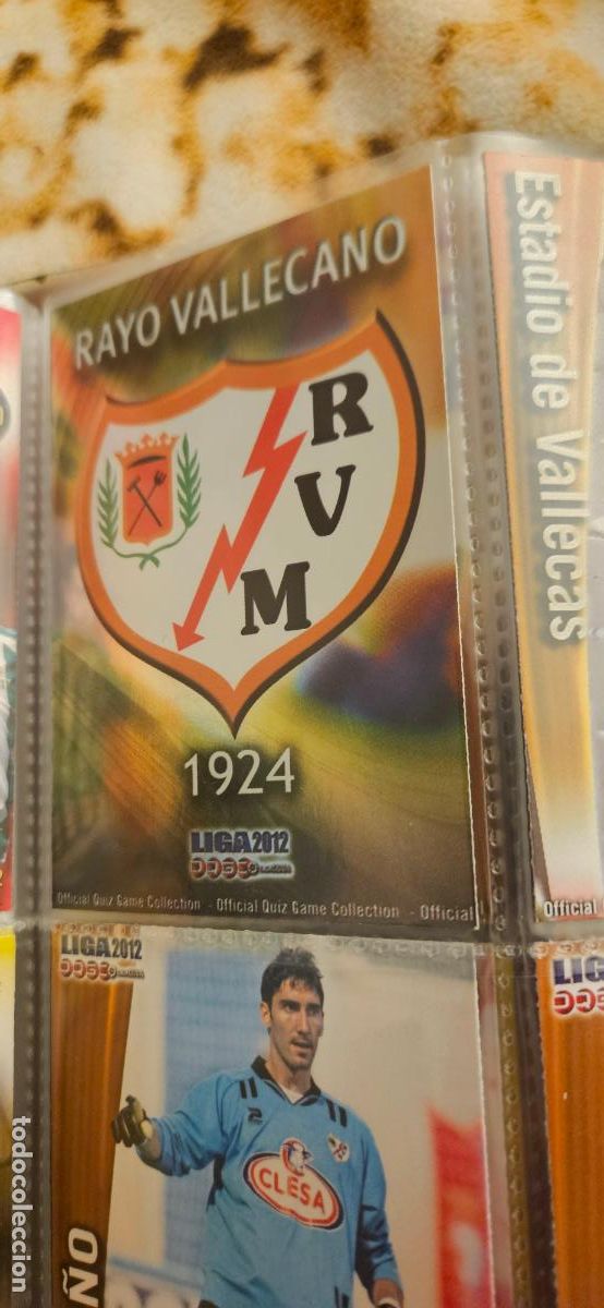 Cromos de Futebol: 487 Escudo - Rayo Vallecano - quiz game 2011 2012 sport mundicromo trading card