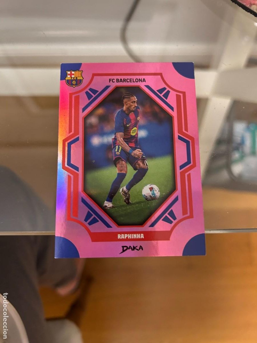 Cromos de f&uacute;tbol: RAPHINHA DAKA NUEVO NUMERADO 8 DE 75