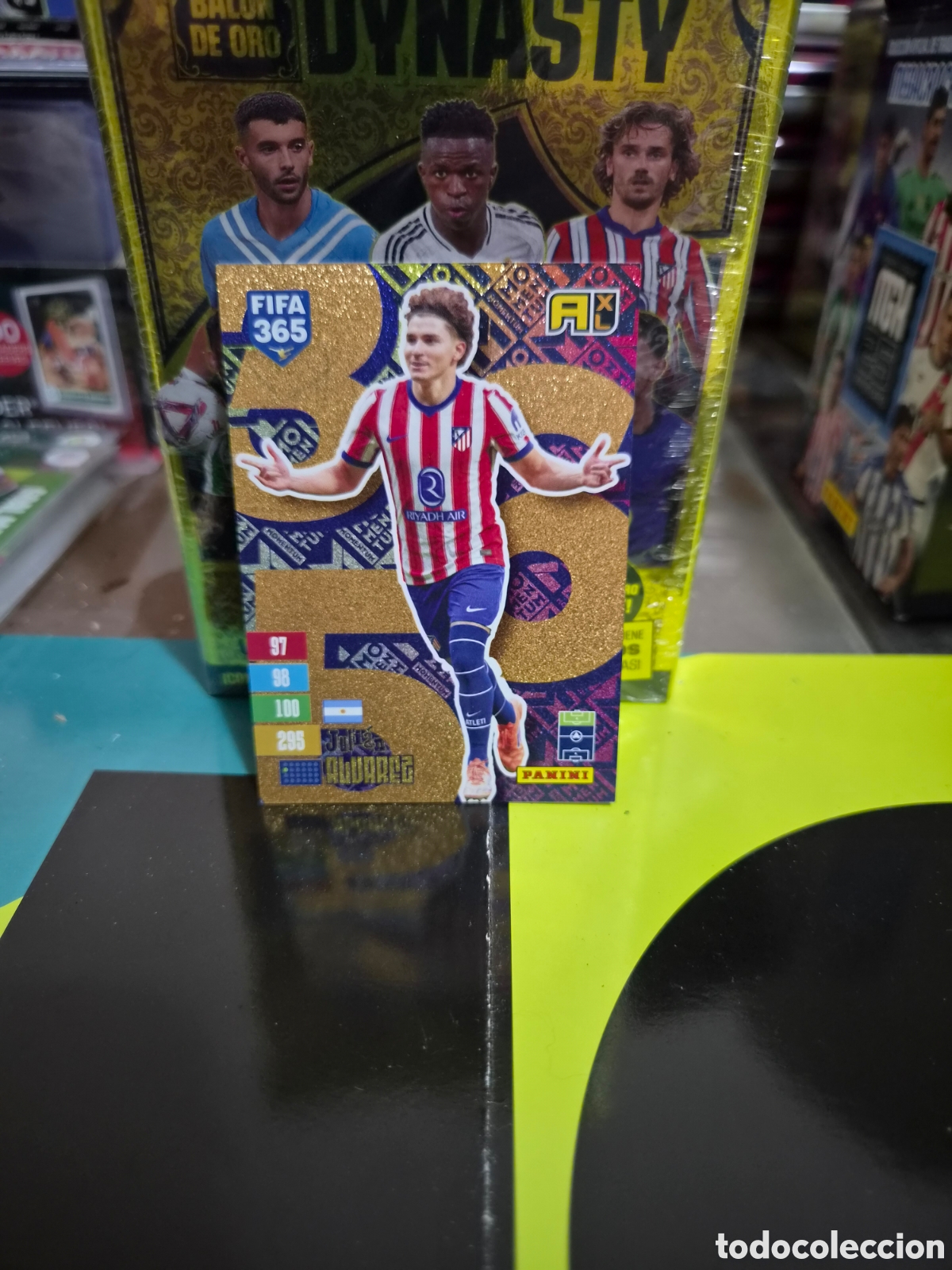 Cromos de f&uacute;tbol: Momentum Julian &Aacute;lvarez FIFA 365 2027