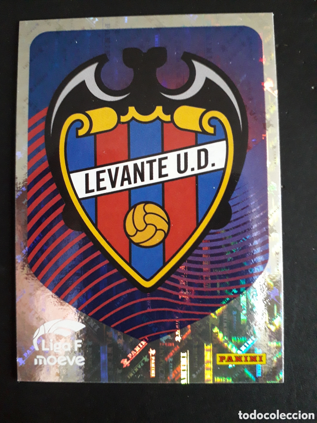 Cromos de f&uacute;tbol: ESCUDO LEVANTE N&deg; 222 LIGA F FEMENINA 2025 2026 25 26 PANINI SIN PEGAR PEDIDO M&Iacute;NIMO 3&euro;