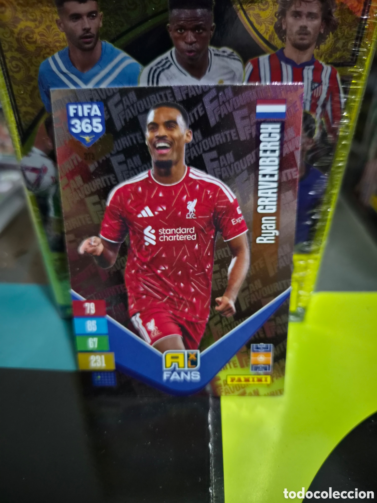 Figurine di Calcio: N&deg;373 Fans Gravenberch FIFA 365 2027