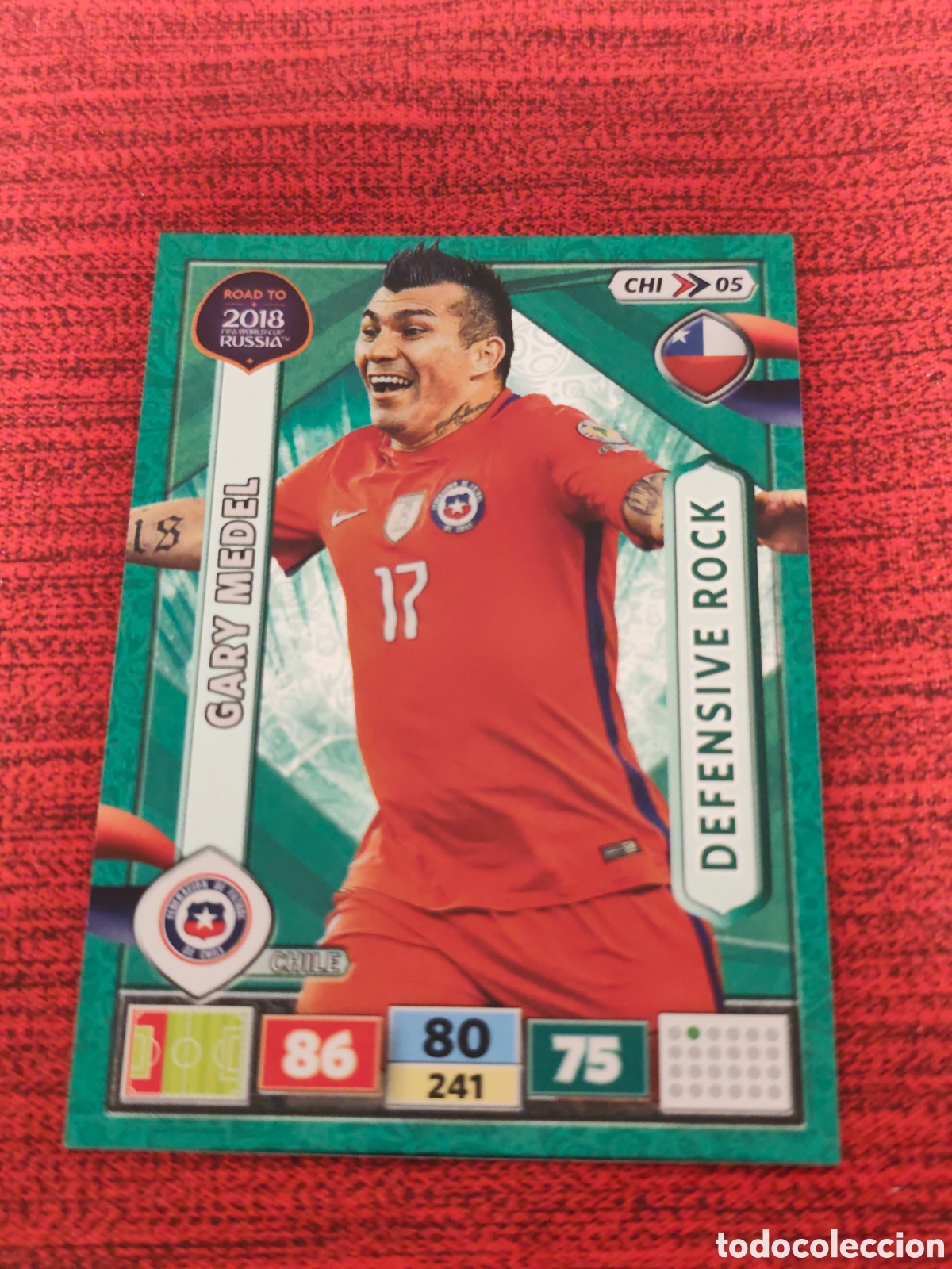 Cartes &agrave; collectionner de Football: CHI_05 MEDEL CHILE ADRENALYN XL ROAD TO RUSSIA 2018
