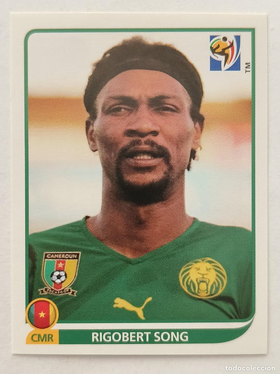 Cartes &agrave; collectionner de Football: #394 RIGOBERT SONG (CAMERUN) MUNDIAL SUDAFRICA 2010 PANINI