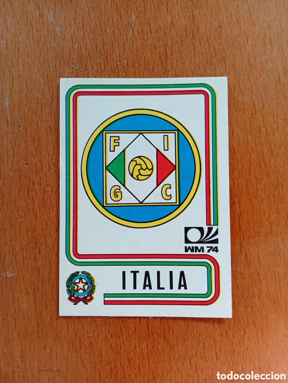 Cartes &agrave; collectionner de Football: MUNICH 74 - N&ordm; 283 ESCUDO - ITALIA - CAMPEONATO MUNDIAL DE FUTBOL 1974
