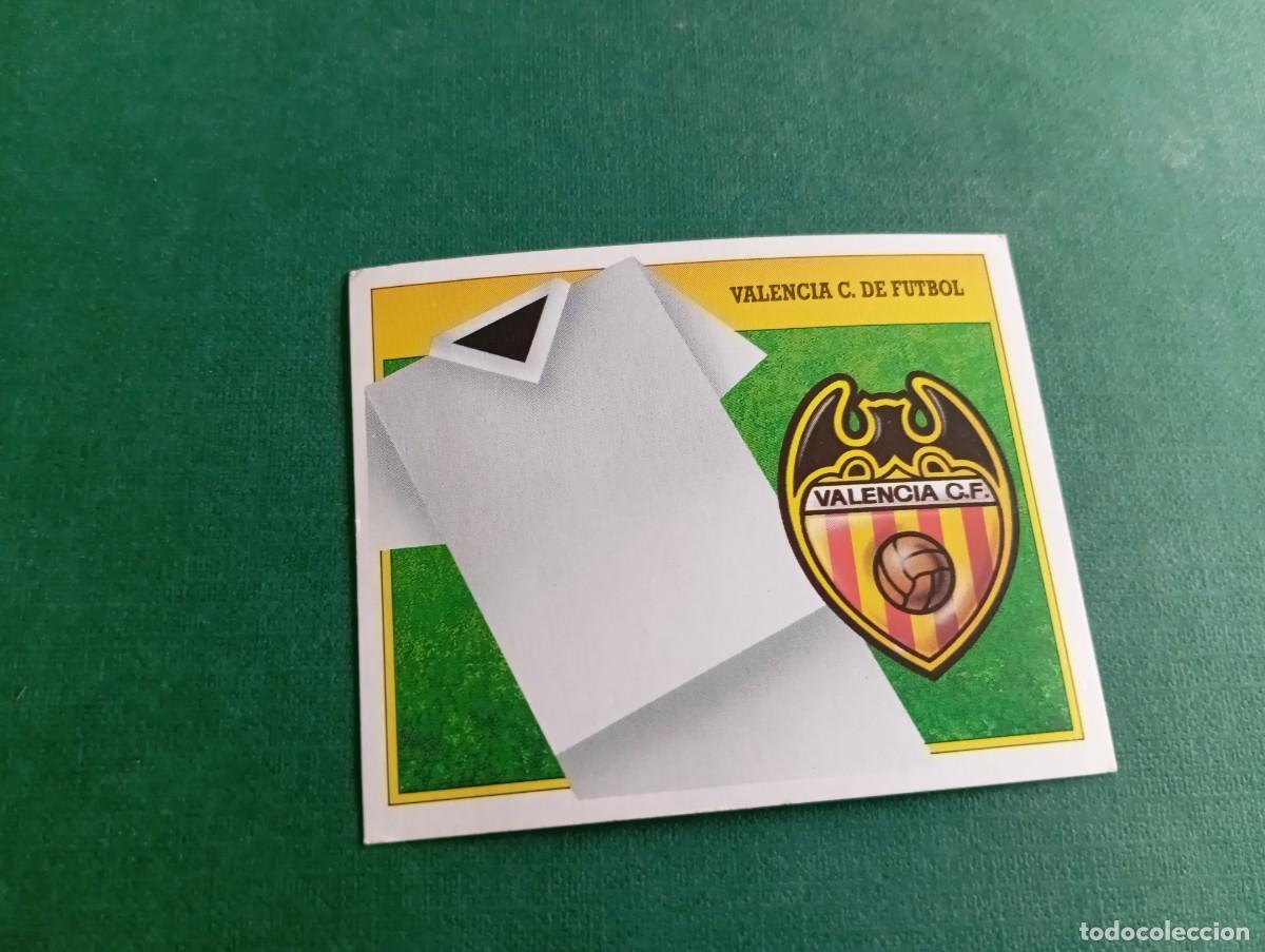 Figurine di Calcio: Liga Este 1991 1992 91 92 VALENCIA CF UNIFORME Y ESCUDO NUNCA PEGADO