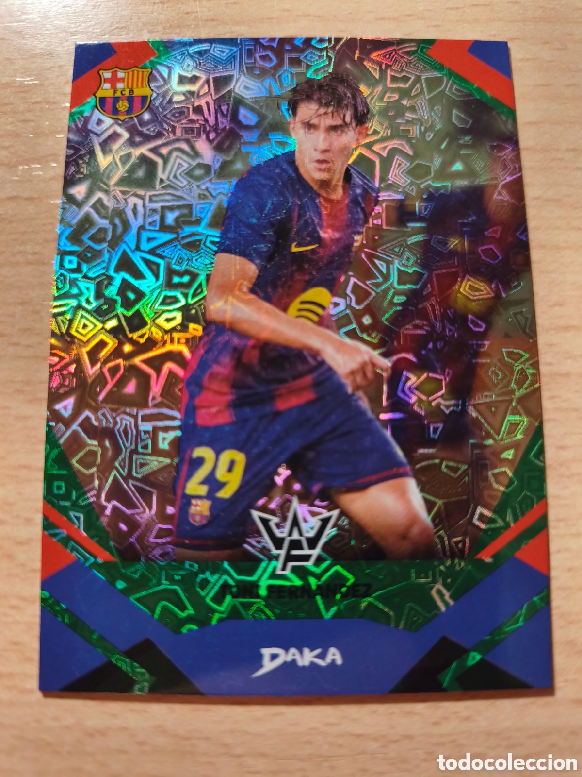 Cromos de f&uacute;tbol: 19-A TONI FERN&Aacute;NDEZ GREEN PARALEL FC BARCELONA DAKA FINAL WHISTLE 2025 2026 26 27 19 A