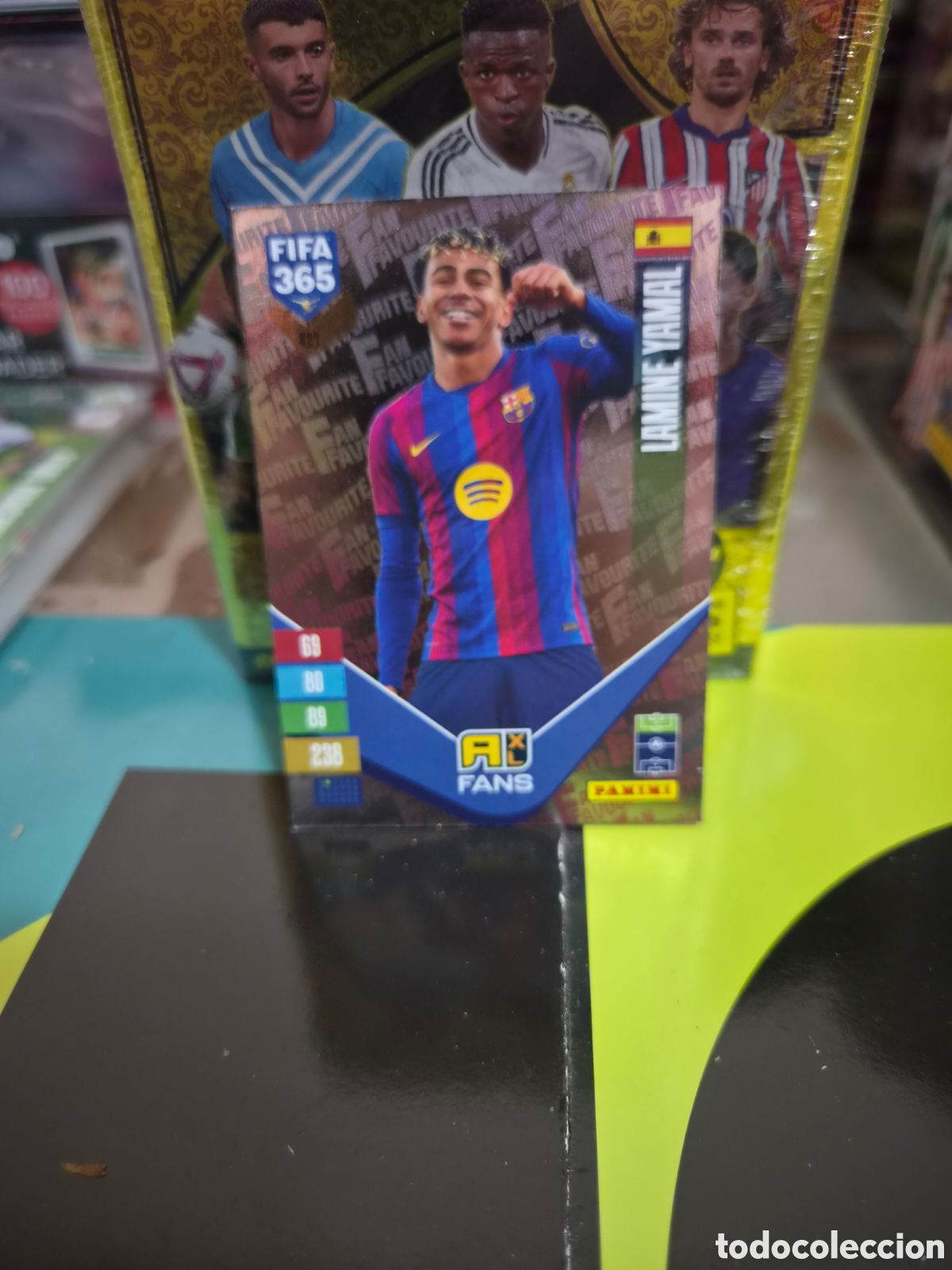 Cromos de f&uacute;tbol: N&deg;427 Fans Lamine Yamal FIFA 365 2027