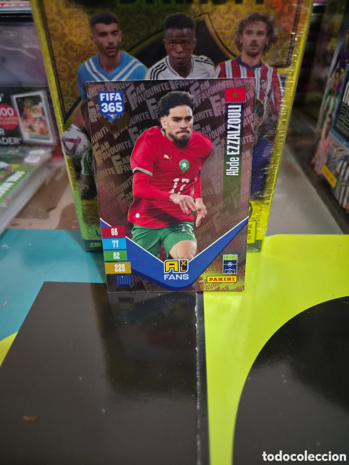 Fu&szlig;ball-Sticker: N&deg;443 Fans Ezzamzouli FIFA 365 2027
