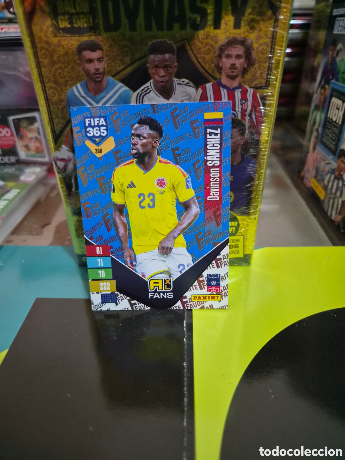 Fu&szlig;ball-Sticker: N&deg;368 Fans Blue S&aacute;nchez FIFA 365 2027