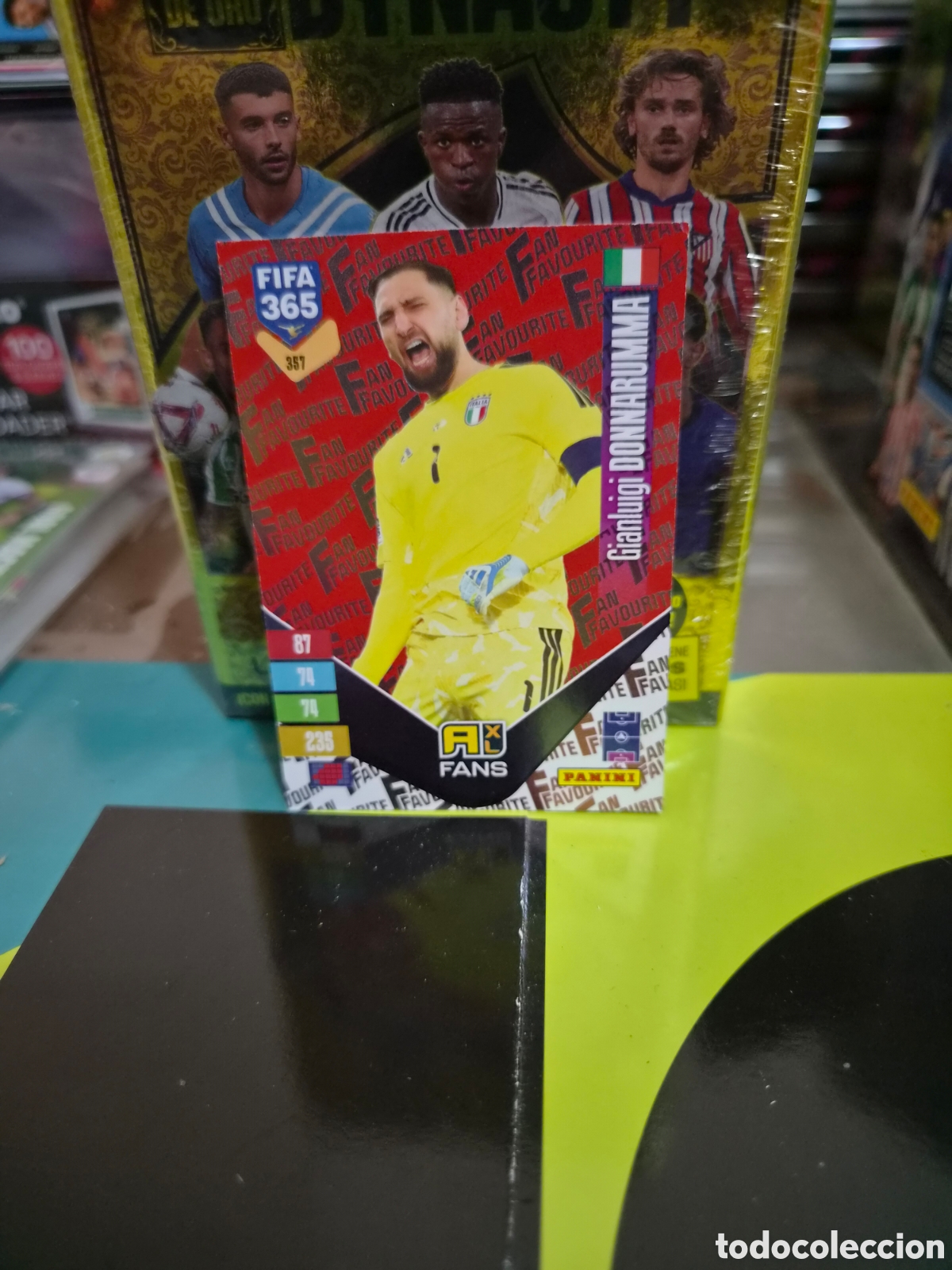 Fu&szlig;ball-Sticker: N&deg;357 Fans Red Donnarumma FIFA 365 2027