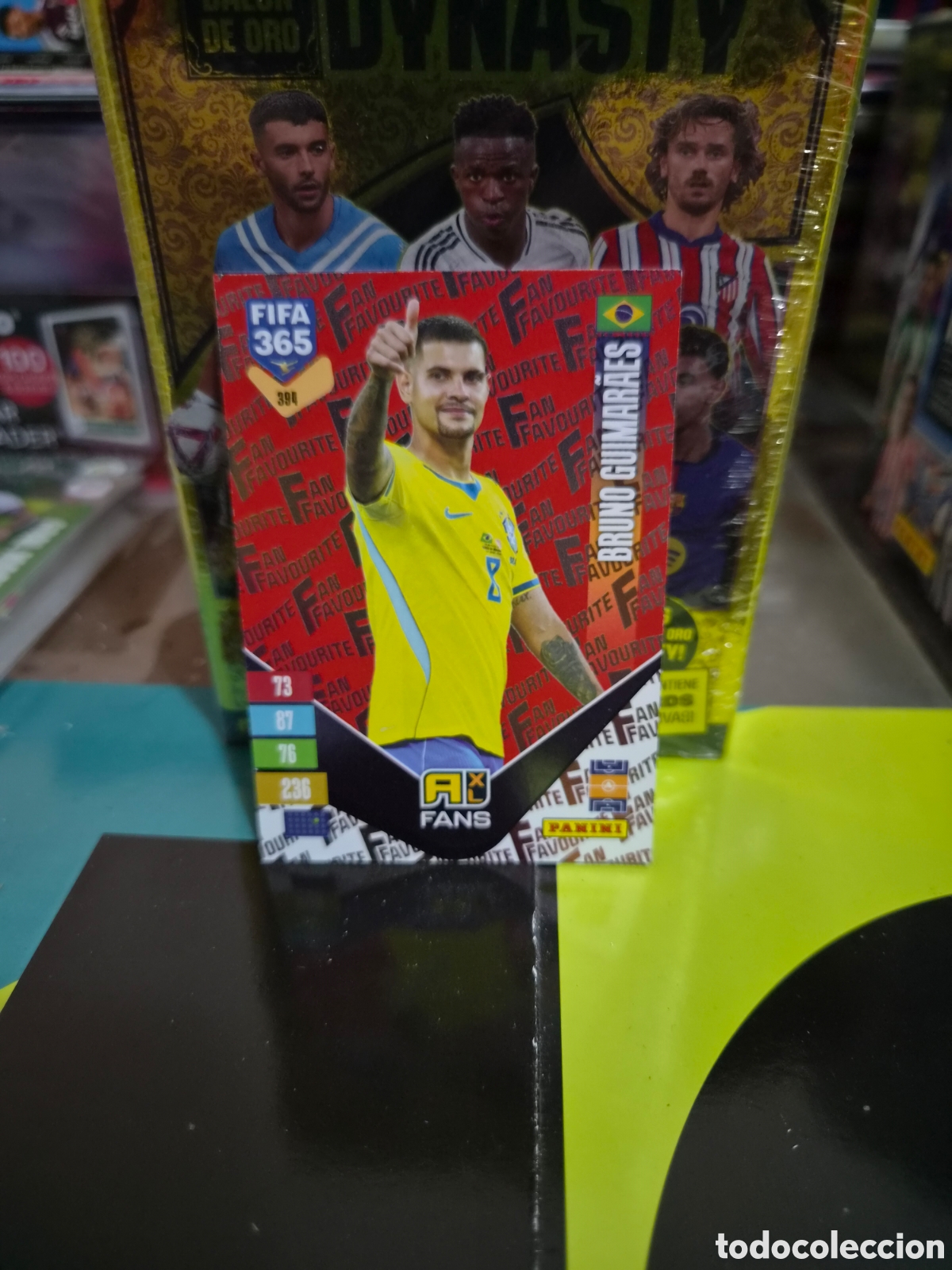 Cromos de f&uacute;tbol: N&deg;394 Fans Red Bruno Guimar&atilde;es FIFA 365 2027