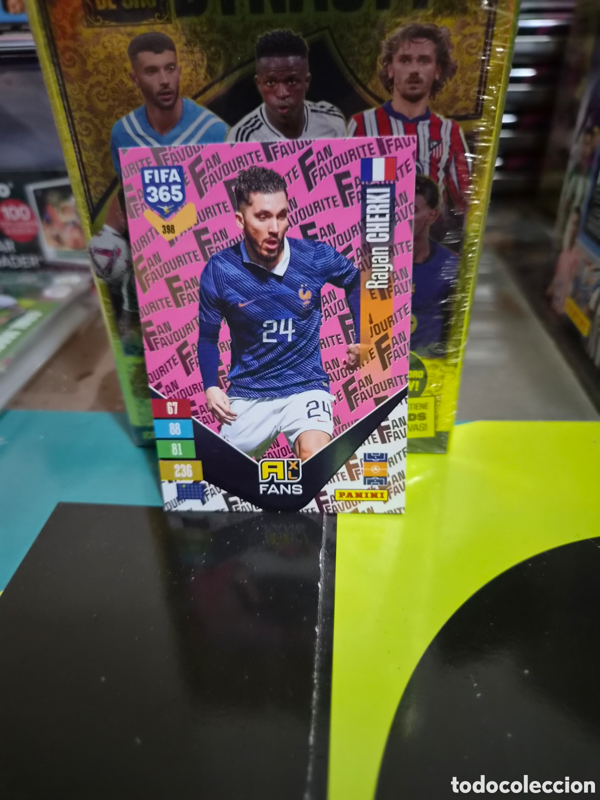 Cromos de f&uacute;tbol: N&deg;398 Fans Pink Cherki FIFA 365 2027