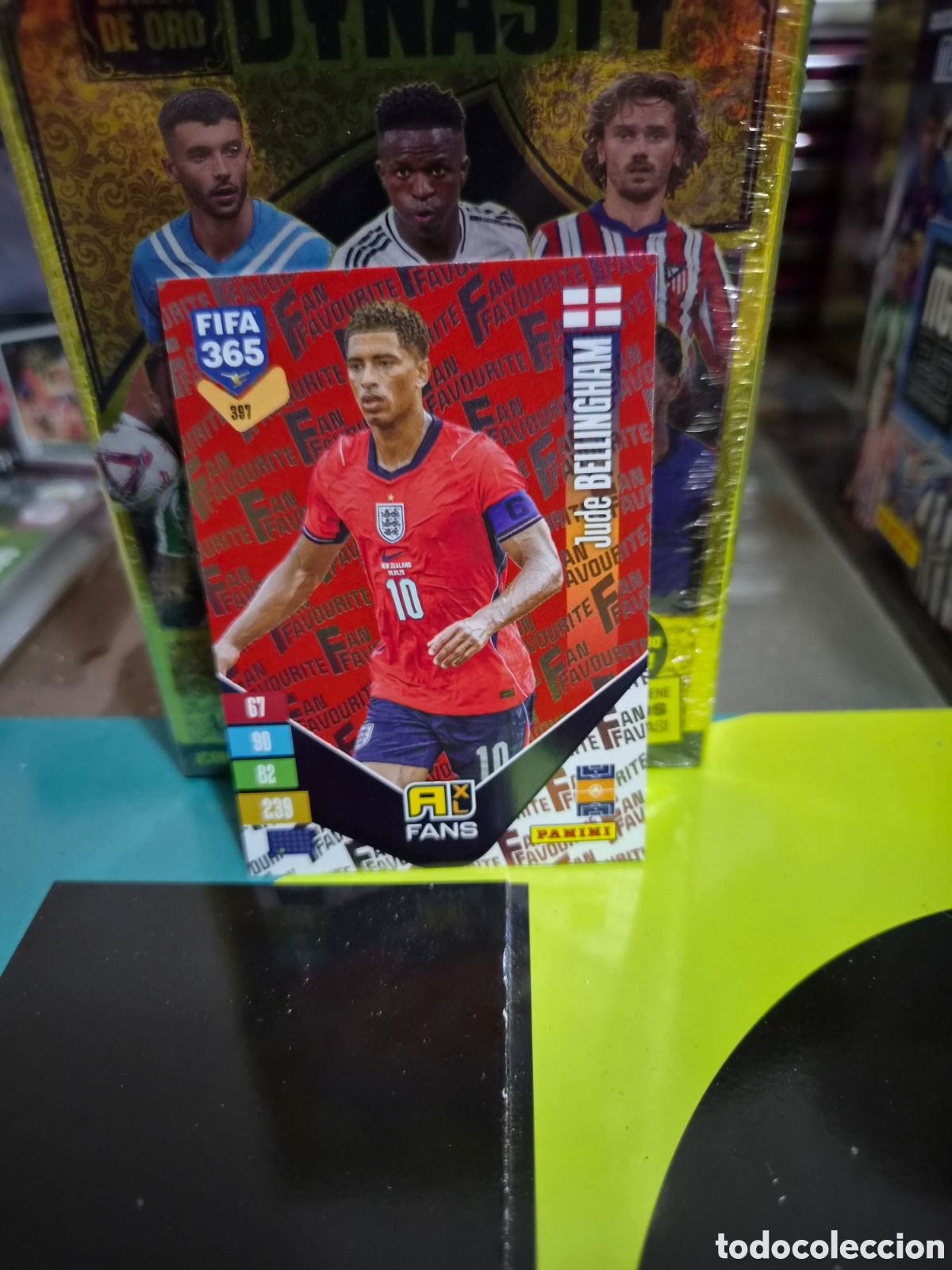 Figurine di Calcio: N&deg;397 Fans Red Bellingham FIFA 365 2027