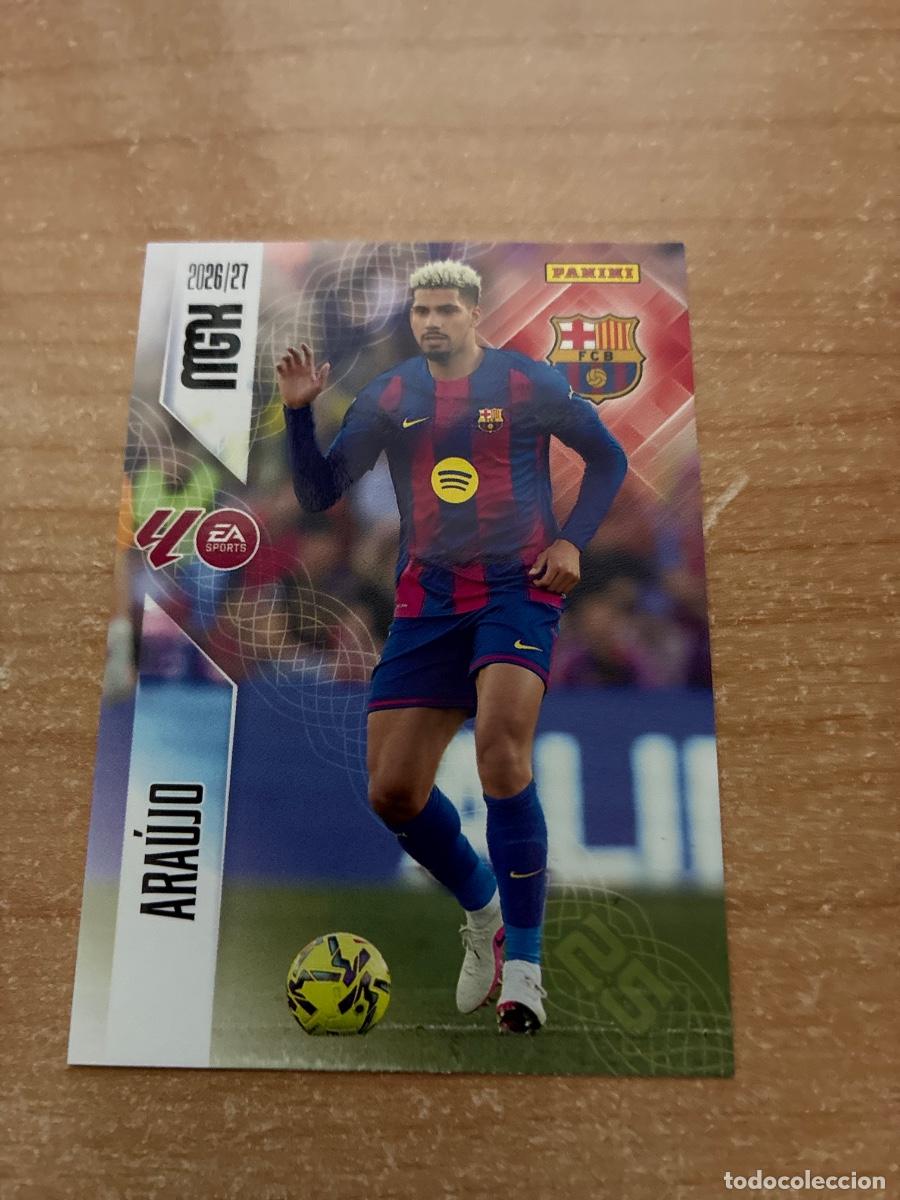 Figurine di Calcio: 80 ARAUJO BARCELONA MEGACRACKS 2026 2027
