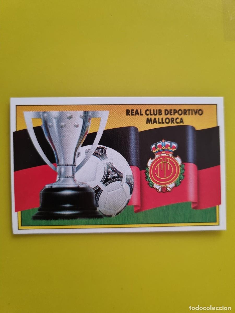 Cromos de f&uacute;tbol: CROMO LIGA ESTE 90 91 1990 1991 NUNCA PEGADO SIN PEGAR ESCUDO Y BANDERA RCD MALLORCA AR1026