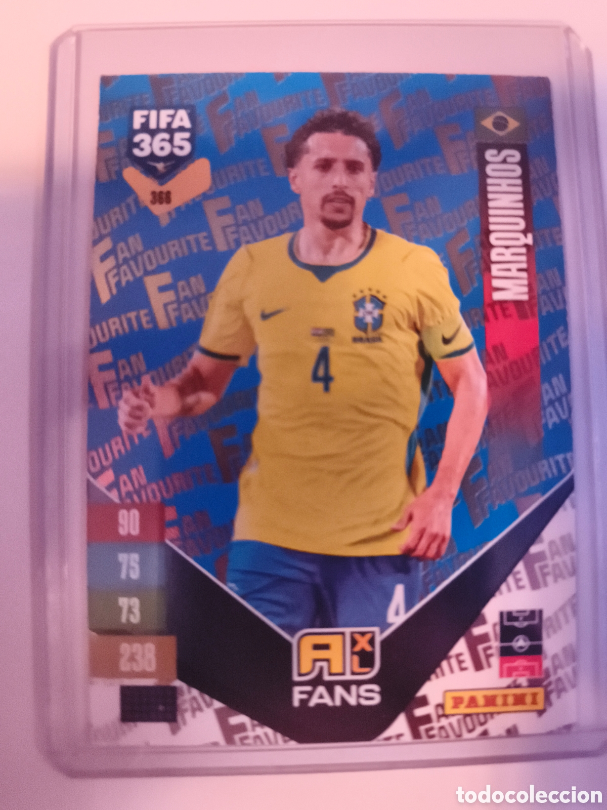 Cromos de f&uacute;tbol: FIFA 365 2027 FAN FAVOURITE AZUL MARQUINHOS