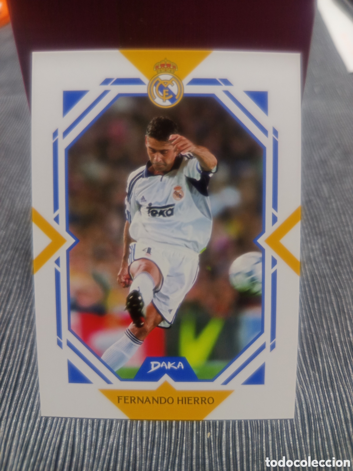 Cromos de f&uacute;tbol: Fernando Hierro - Daka 25/26 - 29A
