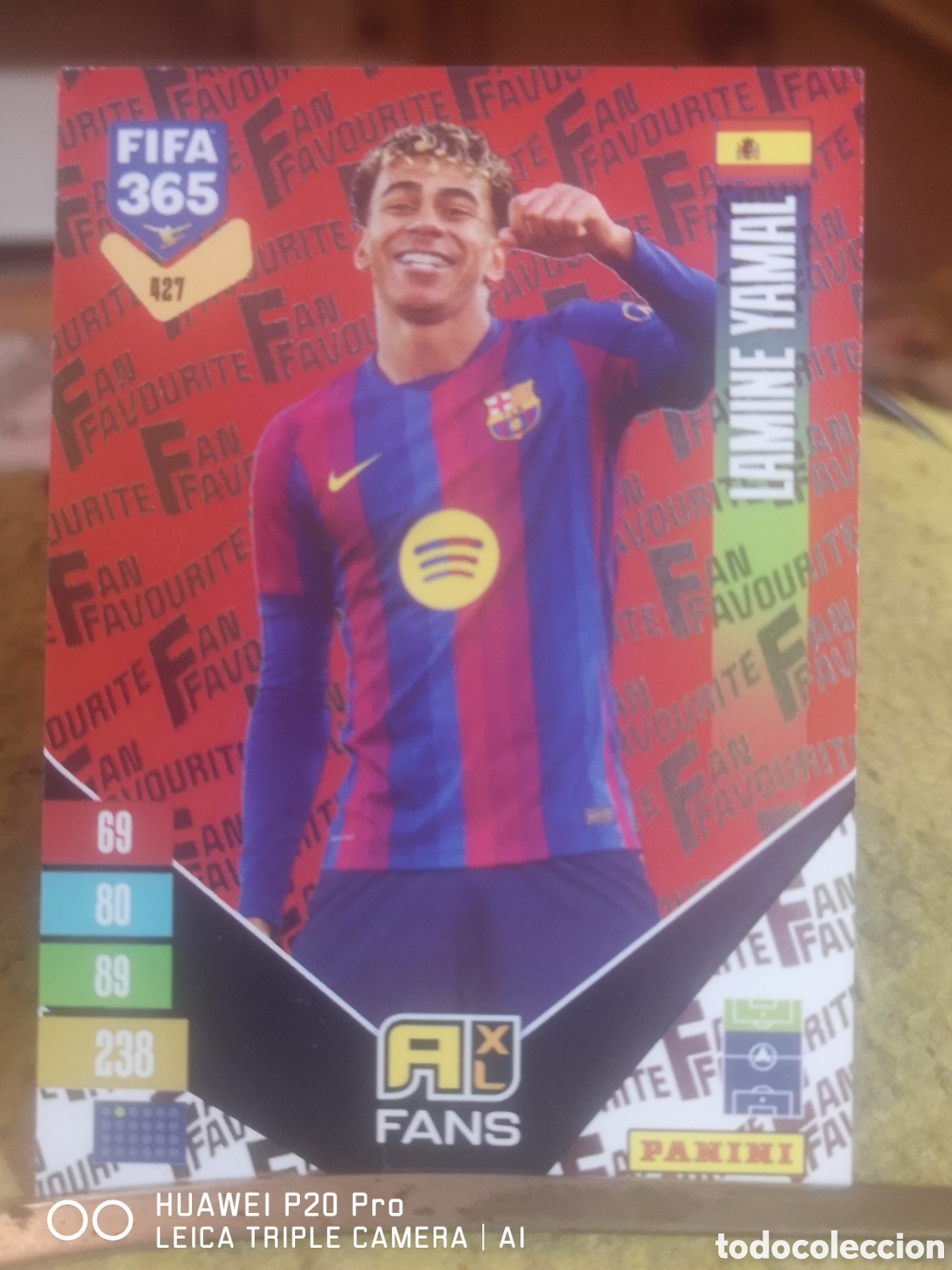 Cromos de f&uacute;tbol: FIFA 365 ADRENALYN 2027 LAMINE YAMAL FANS PARALELA ROJA 427 - BARCELONA
