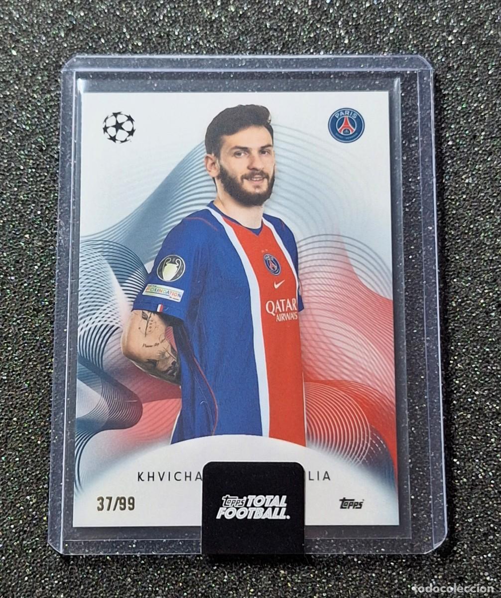 Cromos de f&uacute;tbol: Khvicha Kvaratskhelia Paris Saint-Germain PSG Topps Total Football 37/99