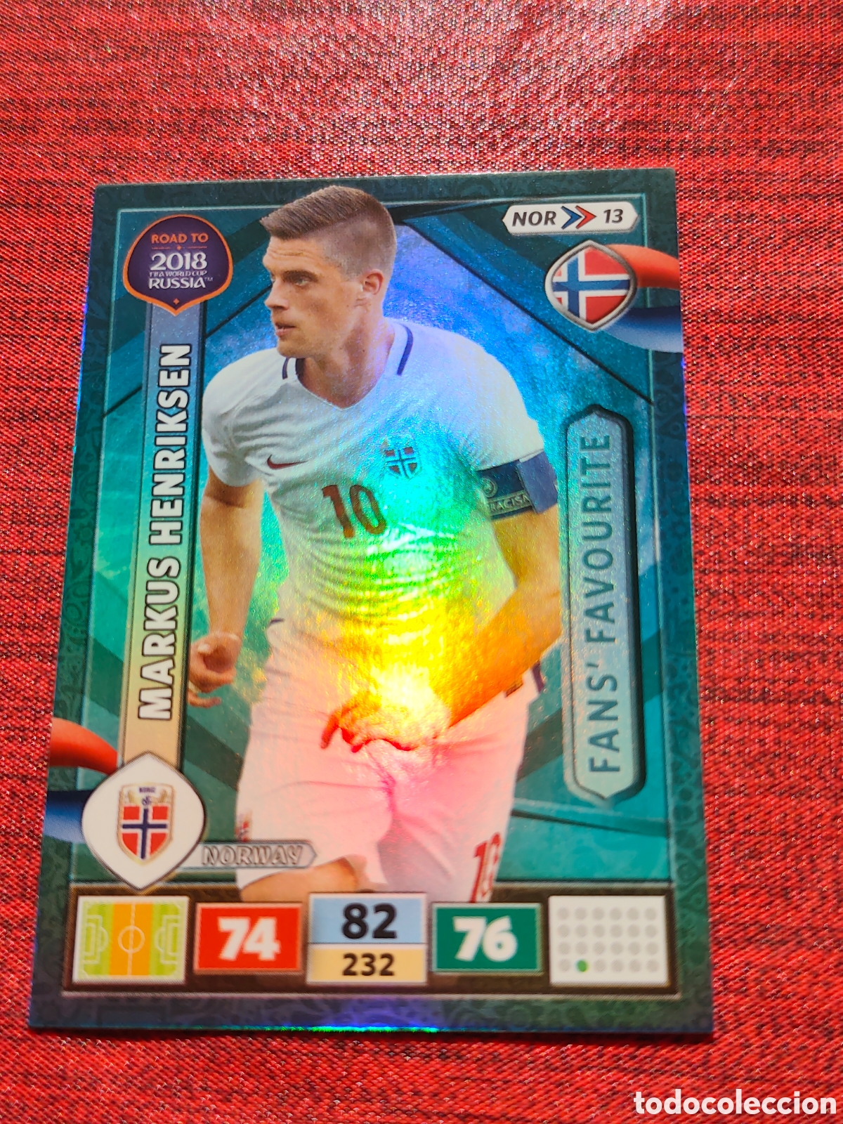 Figurine di Calcio: NOR_13 HENRIKSEN NORUEGA ADRENALYN XL ROAD TO RUSSIA 2018