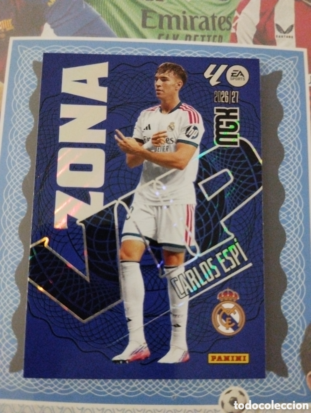 Fu&szlig;ball-Sticker: MEGA CRACK 2026 2027 26 27 - N&ordm; 521 CARLOS ESPI REAL MADRID ZONA VIP