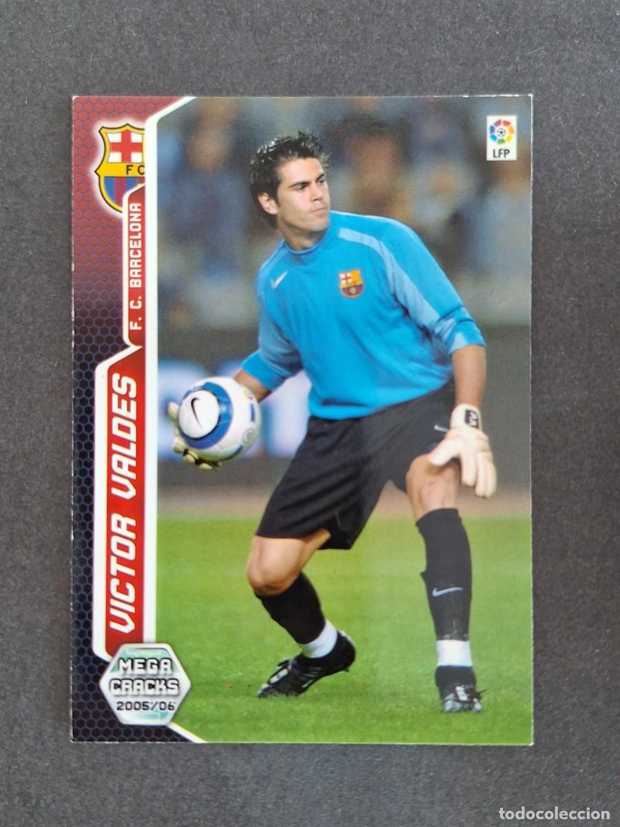 Football Stickers: L3 VICTOR VALDES F. C. BARCELONA 56 PANINI MEGACRACKS 2005 2006 05 06