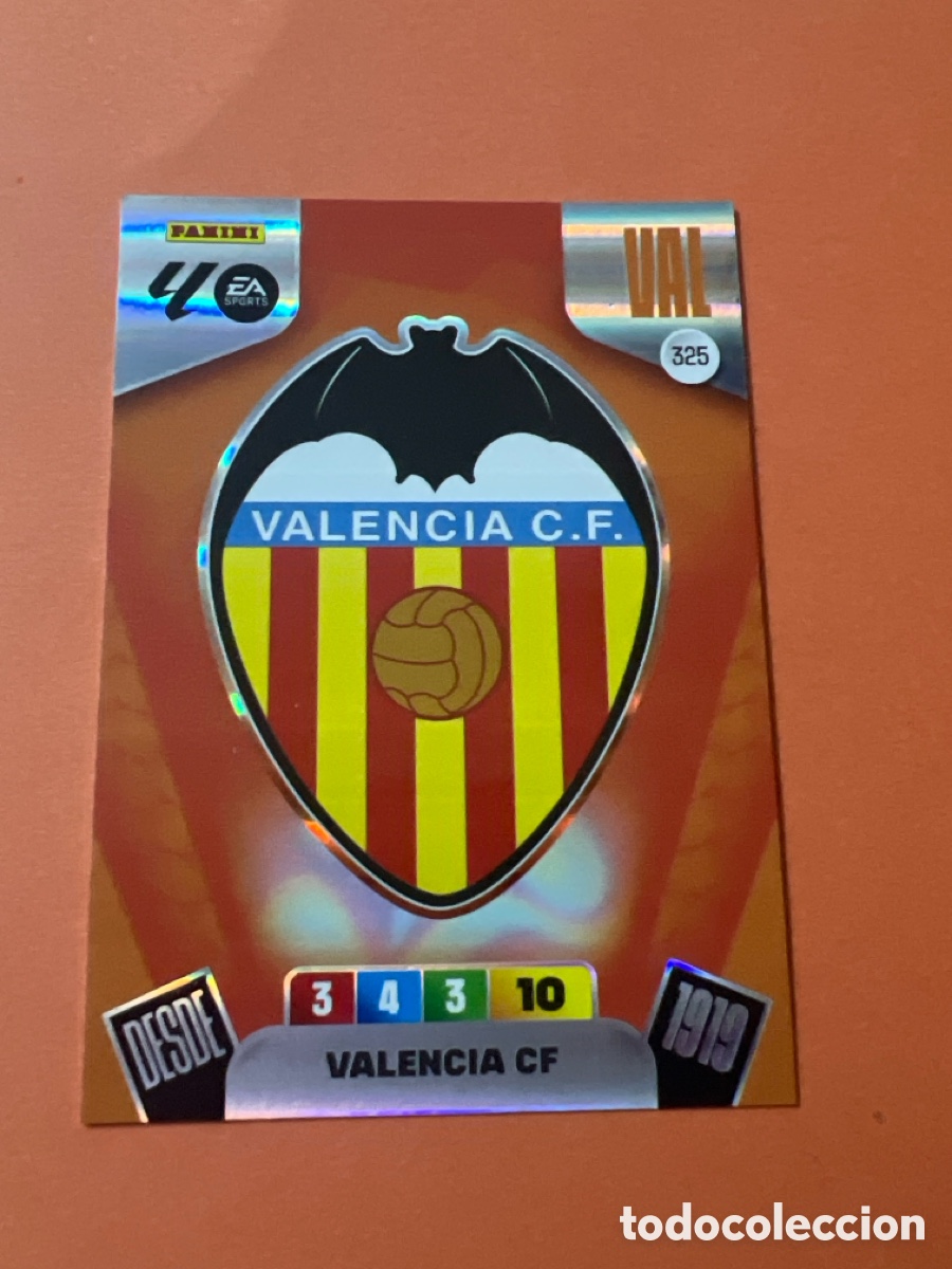 Cromos de f&uacute;tbol: E292. 325 ESCUDO VALENCIA ADRENALYN 2025 2026 25 26