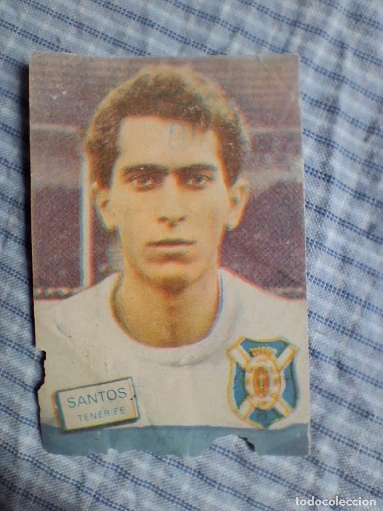 Fu&szlig;ball-Sticker: Cromo Liga 1961 1962 Fher Disgra. Santos. Tenerife. Sin pegar. Estado ver imagen. Doblez y faltas