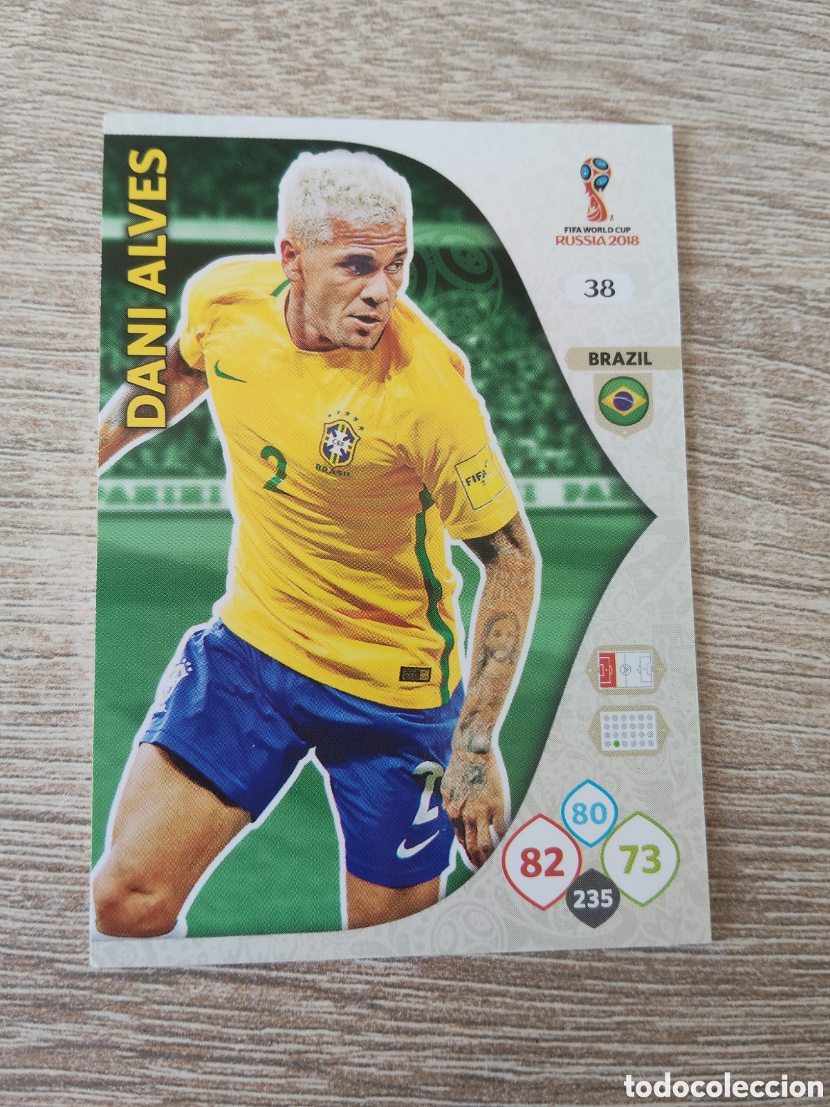 Cromos de f&uacute;tbol: Panini Adrenalyn mundial Rusia 2018 38 Dani Alves Brasil