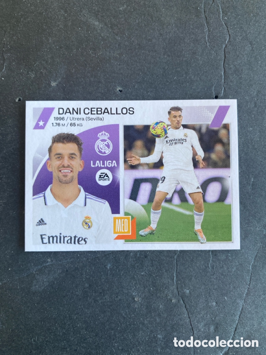 Figurine di Calcio: Cromo liga 23/24 R Madrid N* 15
