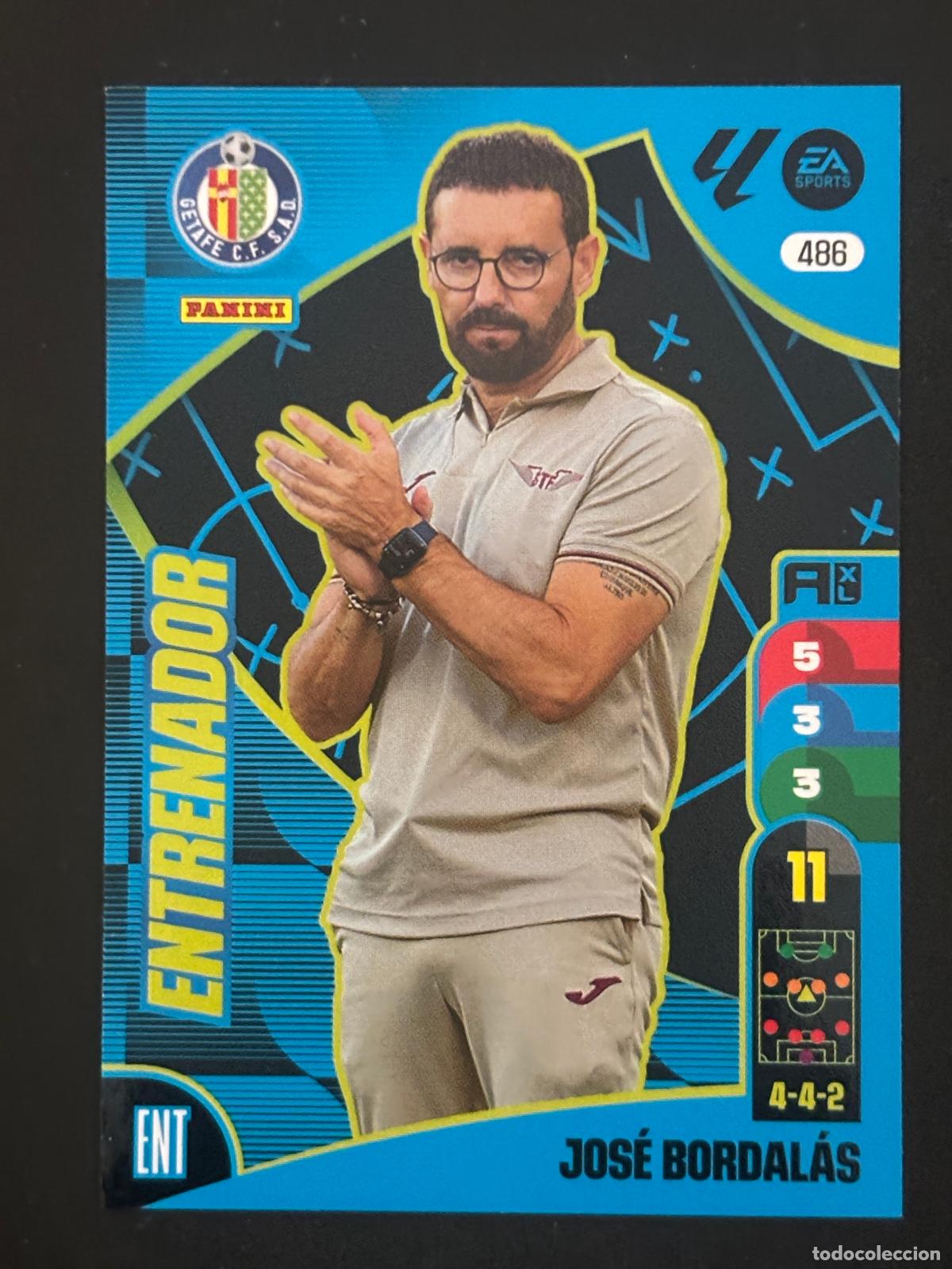 Fu&szlig;ball-Sticker: 486 JOS&Eacute; BORDAL&Aacute;S GETAFE ENTRENADOR ADRENALYN PLUS 2&ordf; EDICI&Oacute;N ADRENALYN XL LALIGA 24-25