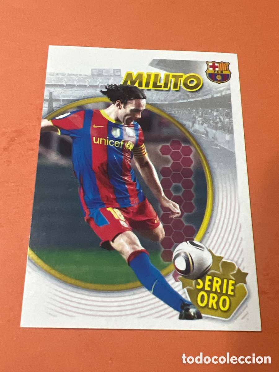 Cromos de f&uacute;tbol: C4633. NUM. 49 COLECCI&Oacute;N F.C. BARCELONA 2010-2011 DE PANINI
