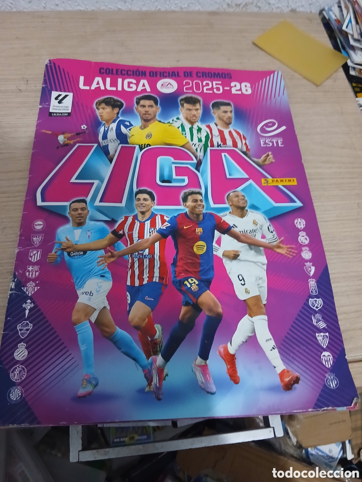 Cromos de f&uacute;tbol: LIGA ESTE 25/26 CON 195 CROMOS,,VER FOTOS