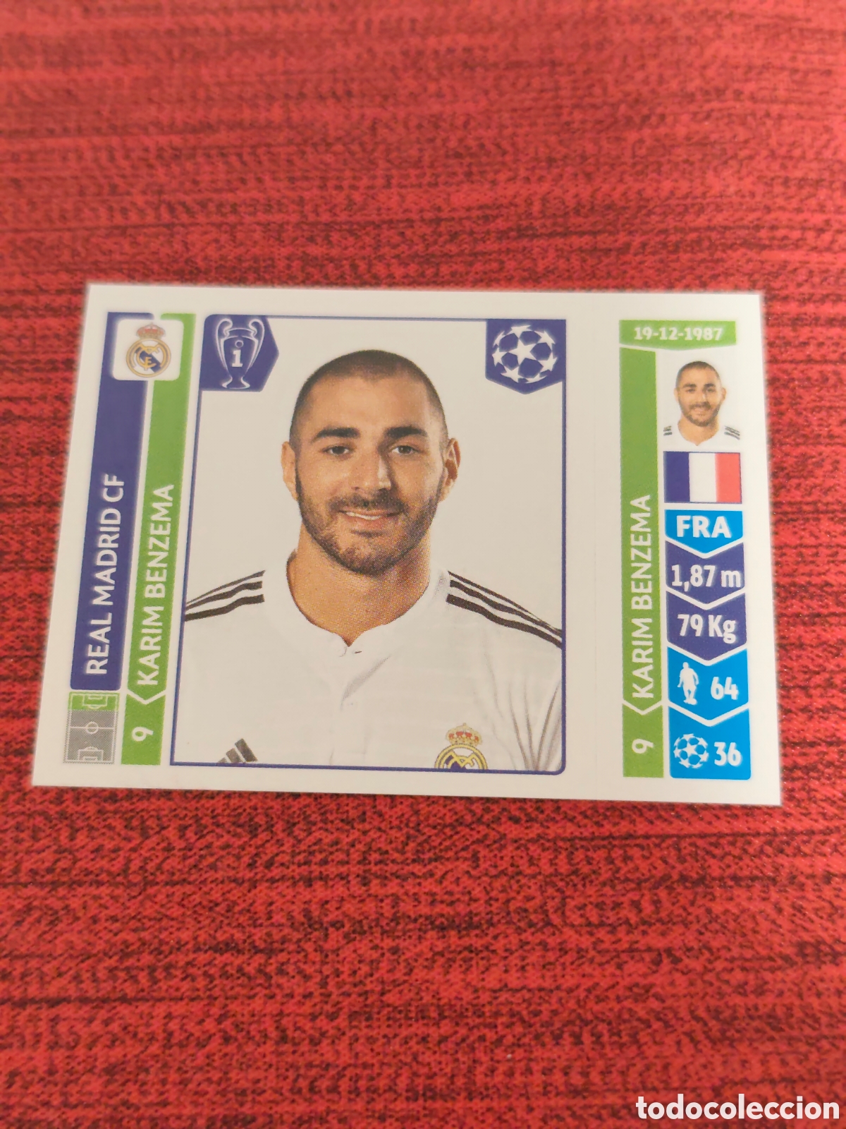 Cartes &agrave; collectionner de Football: 118 BENZEMA REAL MADRID UEFA CHAMPIONS LEAGUE 2014 2015 PANINI