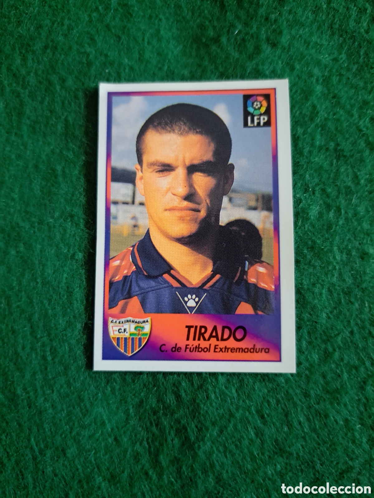Cromos de f&uacute;tbol: Tirado. N&deg;96. Extremadura. Bollycao Liga 96-97. Sigue la Liga