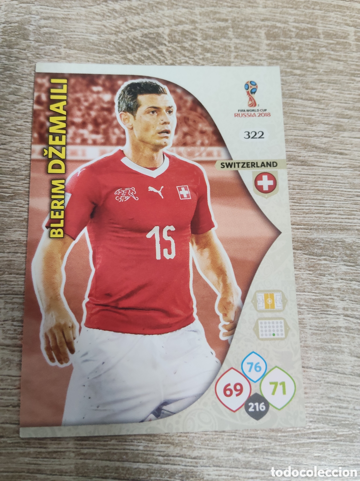 Cromos de f&uacute;tbol: Panini Adrenalyn mundial Rusia 2018 322 Blerim Dzemaili Suiza