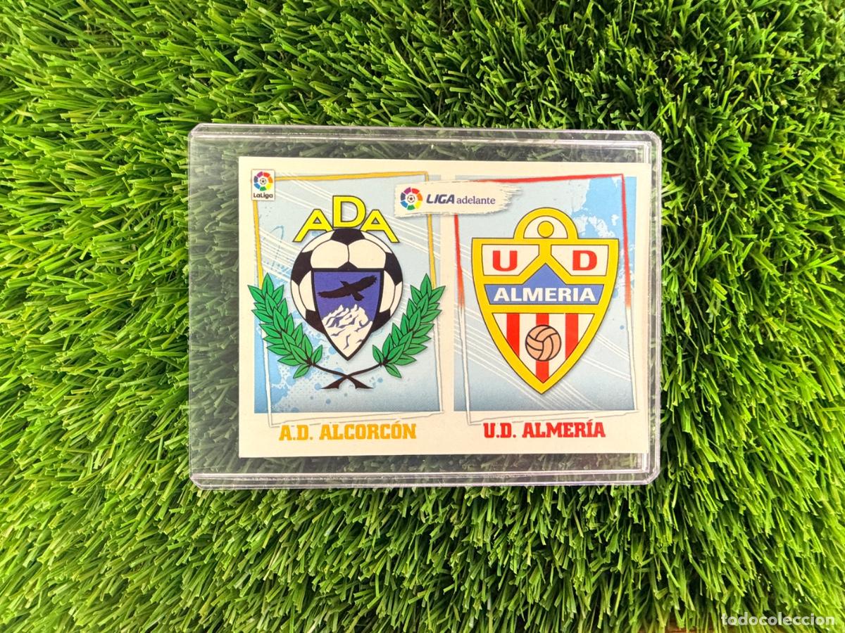 Cromos de f&uacute;tbol: N&ordm; 2 AD Alcorc&oacute;n - UD Almer&iacute;a Escudos Liga Adelante Liga Este 15 16