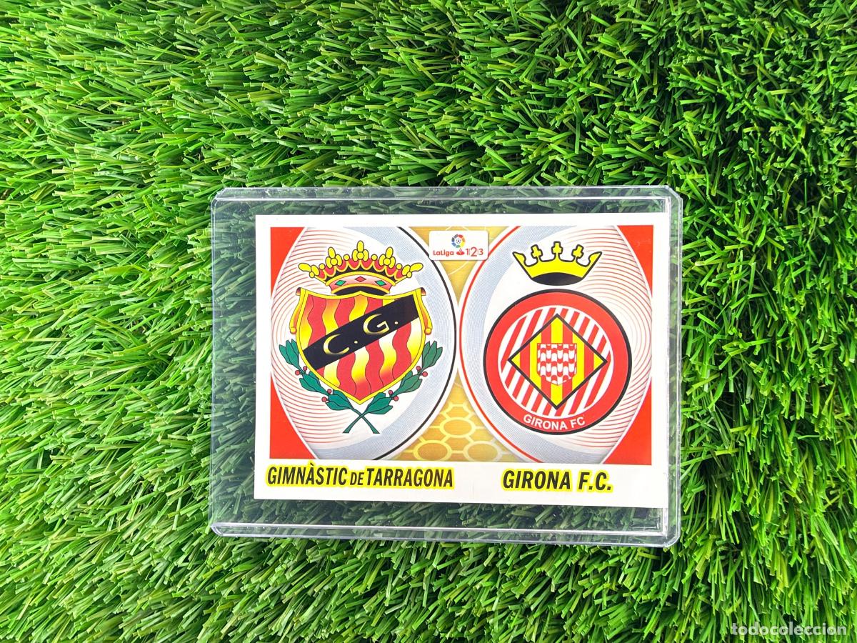 Cromos de f&uacute;tbol: N&ordm; 4 C Gimn&aacute;stic - Girona FC Escudos La Liga 1, 2, 3 Liga Este 16 17
