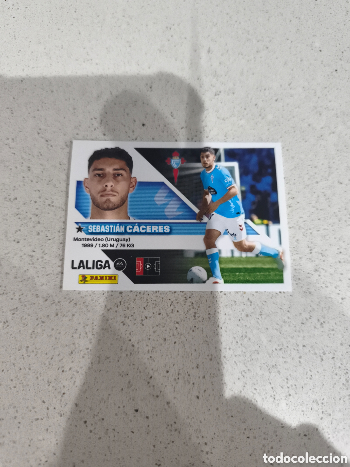 Cromos de f&uacute;tbol: CROMO N&Uacute;MERO 54 &Uacute;LTIMO FICHAJE C&Aacute;CERES CELTA DE VIGO. LIGA ESTE 26/27. PANINI. CUARTA EDICI&Oacute;N.