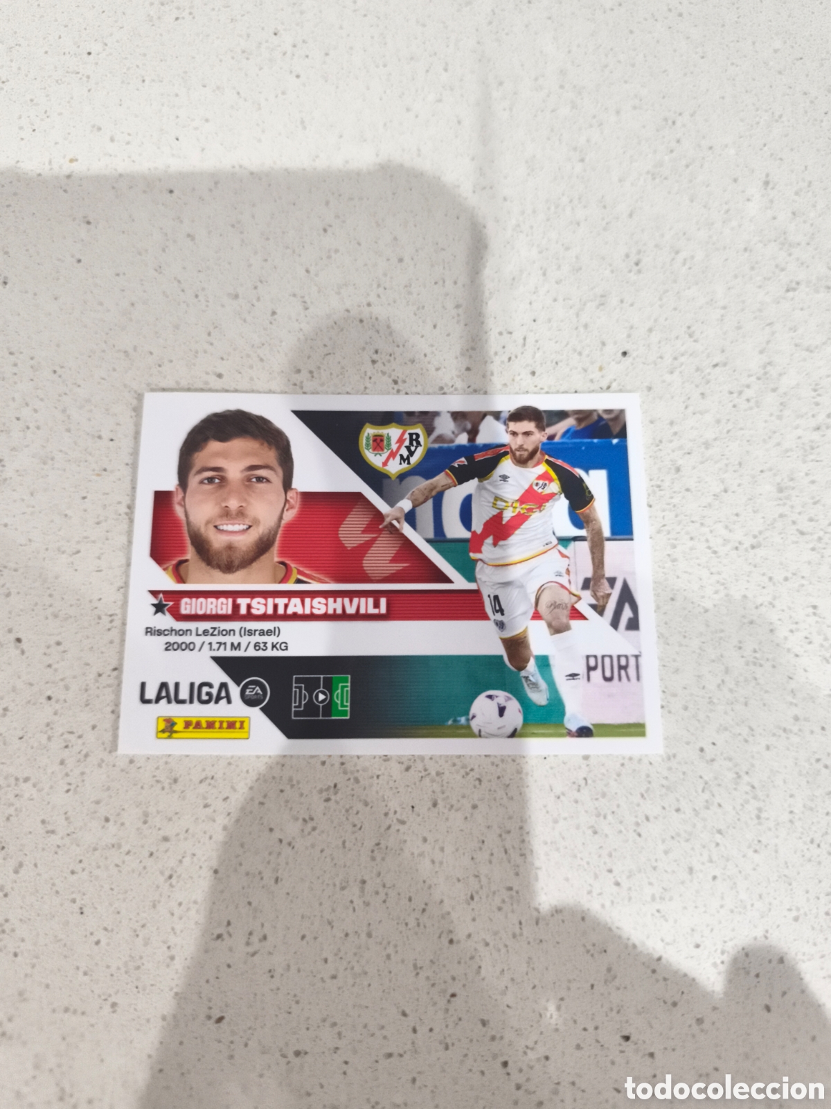 Cromos de f&uacute;tbol: CROMO N&Uacute;MERO 17 BIS COLOCA TSITAISHVILI RAYO VALLECANO. LIGA ESTE 26/27. PANINI. CUARTA EDICI&Oacute;N.