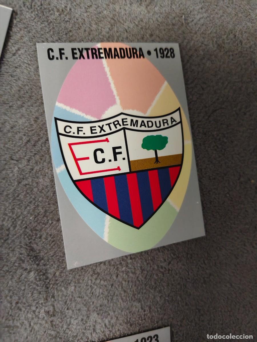 Cromos de f&uacute;tbol: 447. C.F. EXTREMADURA ESCUDO MUNDICROMO FICHAS 97 98 LIGA 1997 1998 CARD ABB
