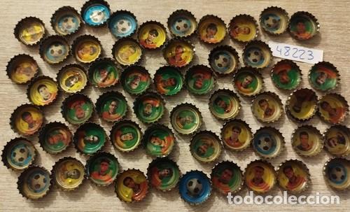 Cromos de f&uacute;tbol: COCA-COLA. Lote de 42 chapas con jugadores de la SELECCION ESPA&Ntilde;OLA...