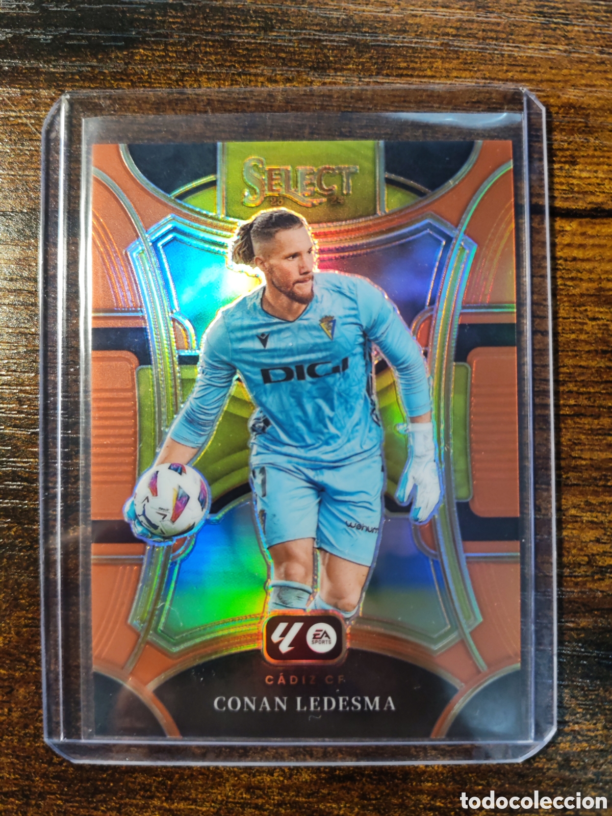 Cromos de f&uacute;tbol: Conan Ledesma C&aacute;diz Base Mezzanine Orange /49 #126 Select La Liga 23-24